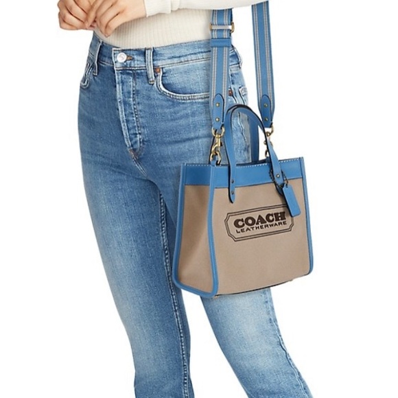 🆕 Coach Canvas & Leather Field Tote- color is Pool canvas - Picture 6 of 6
